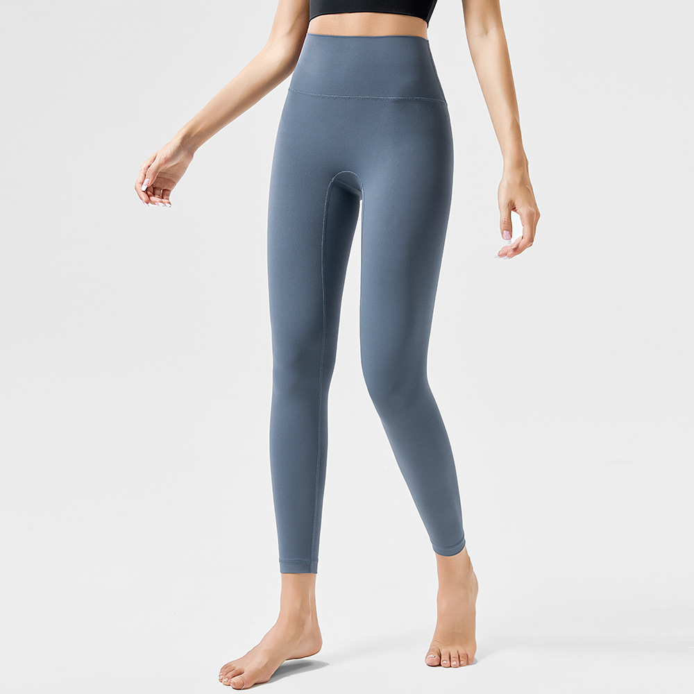 17. High-waisted, hip-lifting yoga pants
